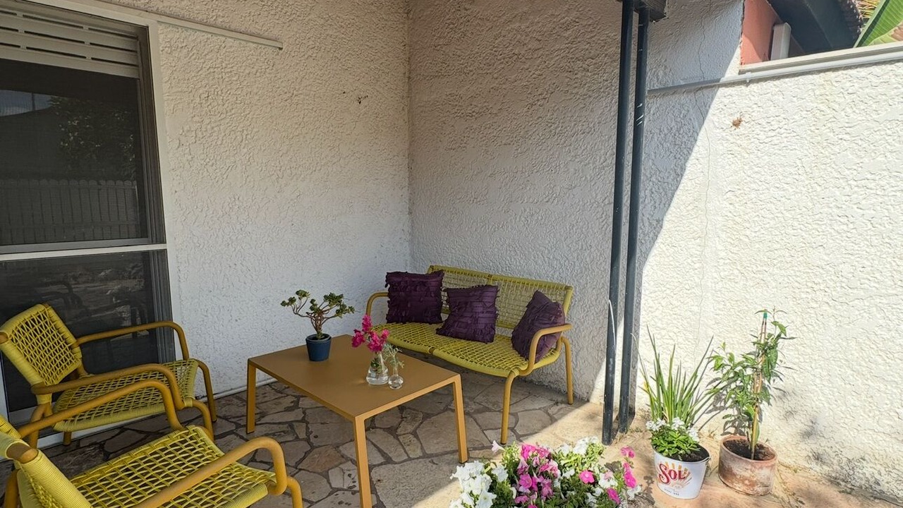 Photo of Patio Balcony in Kfar Shmaryahu