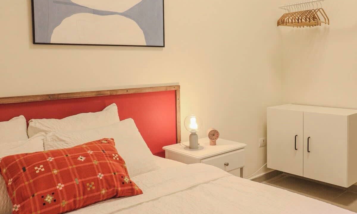 Photo of Bedroom in Nachlaot