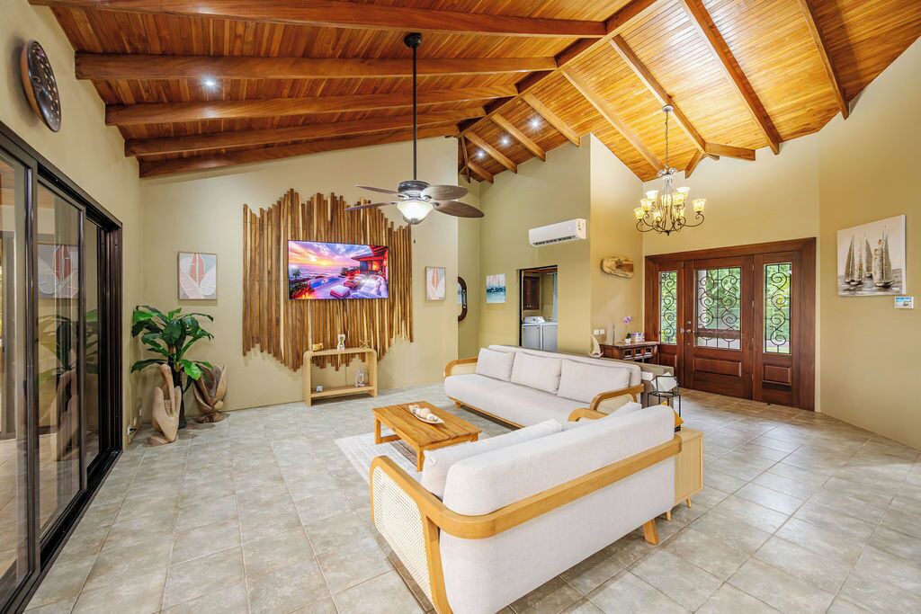 Photo of Livingroom in Playa Hermosa