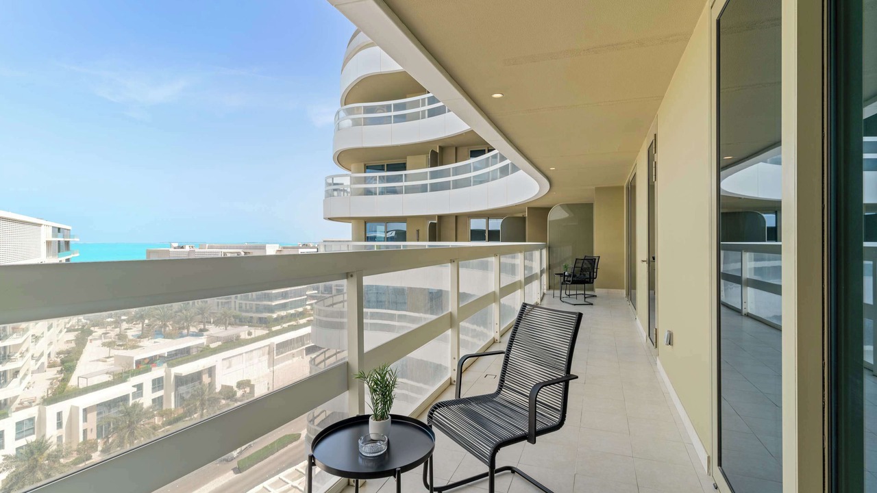 Photo of Patio Balcony in Saadiyat Cultural District