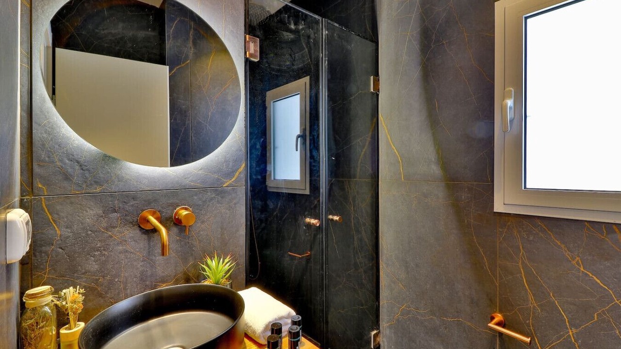 Photo of Bathroom in Tel Aviv Promenade