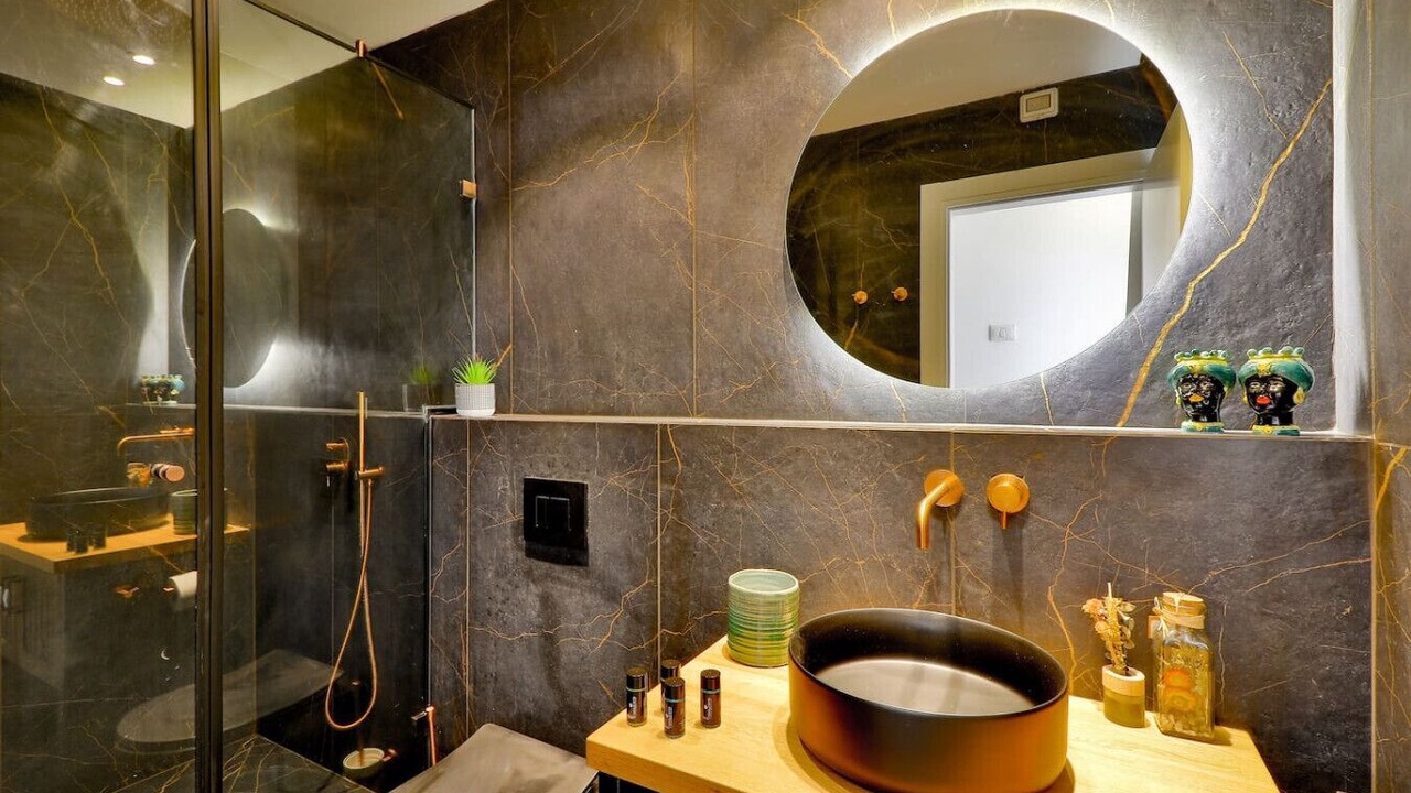 Photo of Bathroom in Tel Aviv Promenade