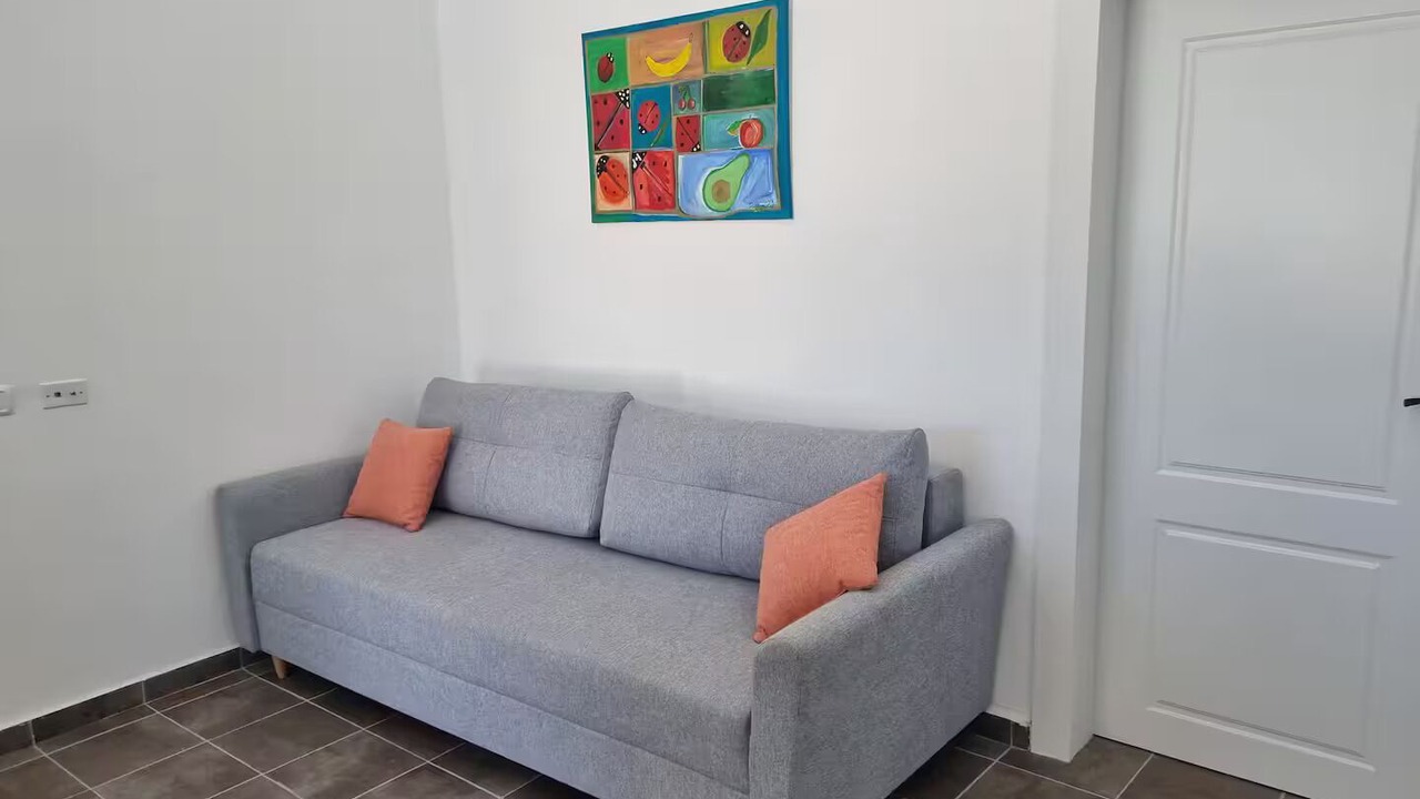 Photo of Livingroom in Kefar Uriyya