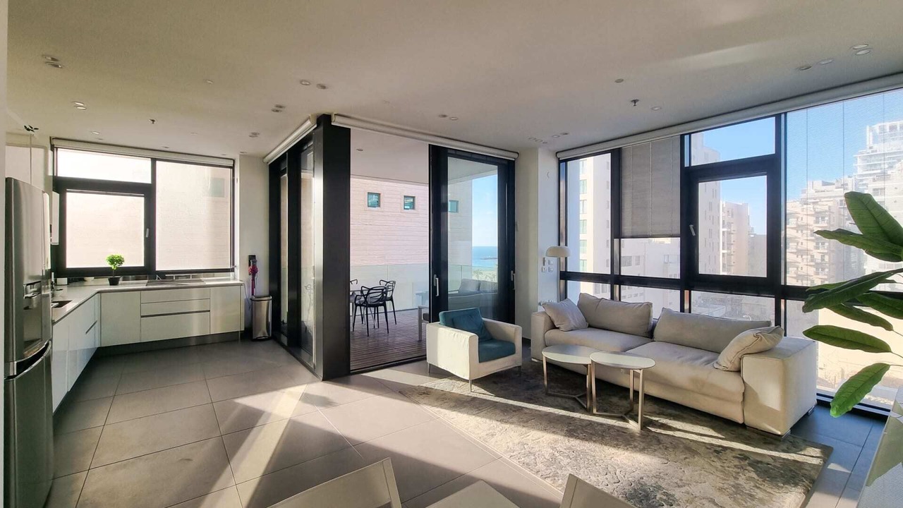 Photo of Livingroom in Kerem HaTeimanim