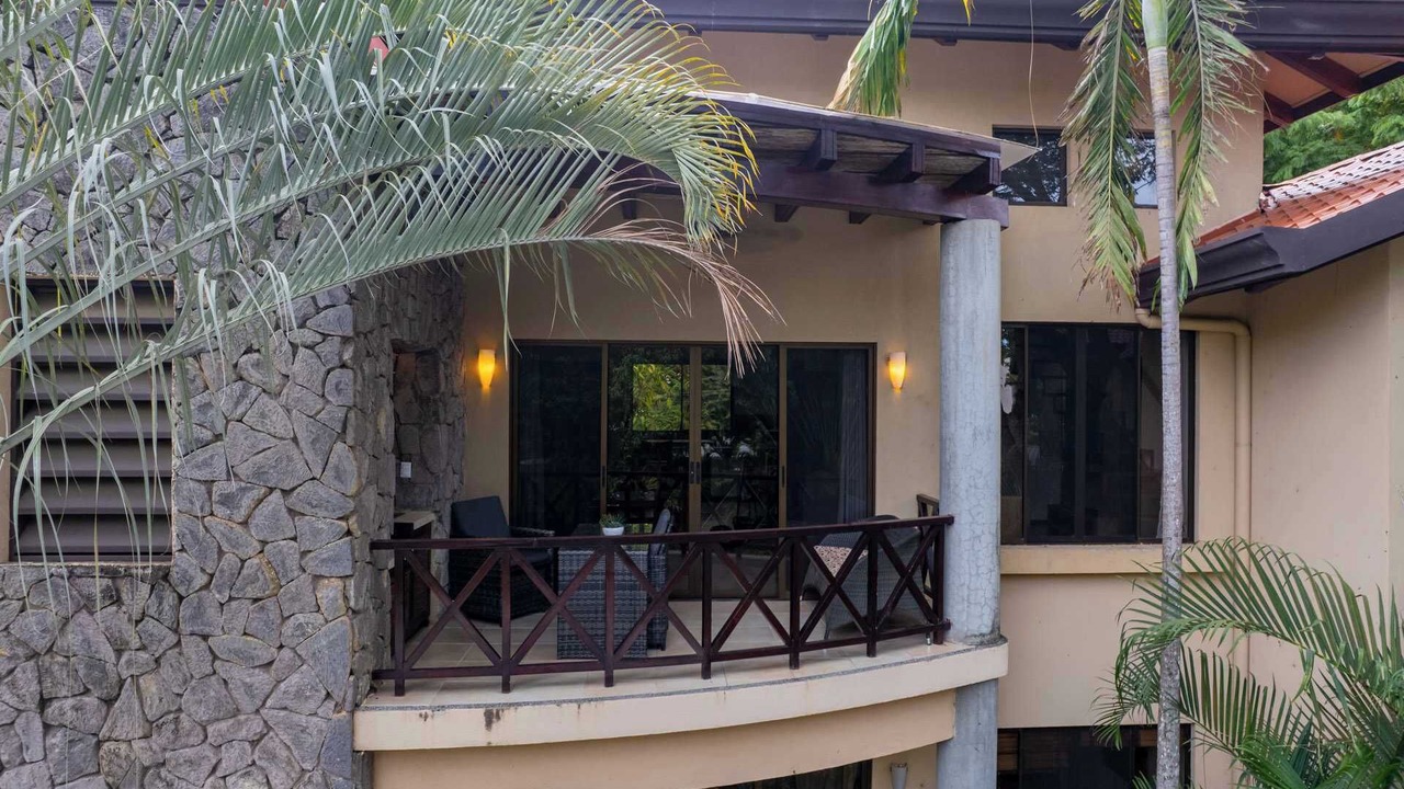 Photo of Patio Balcony in Coco