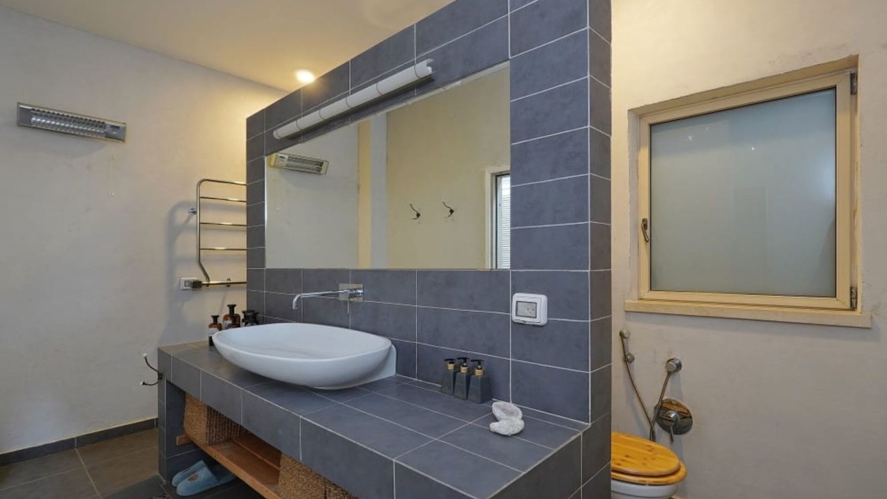 Photo of Bathroom in Migdal