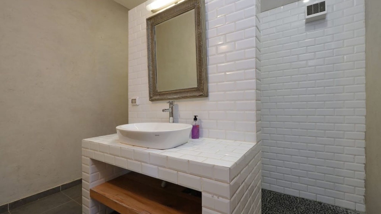 Photo of Bathroom in Migdal