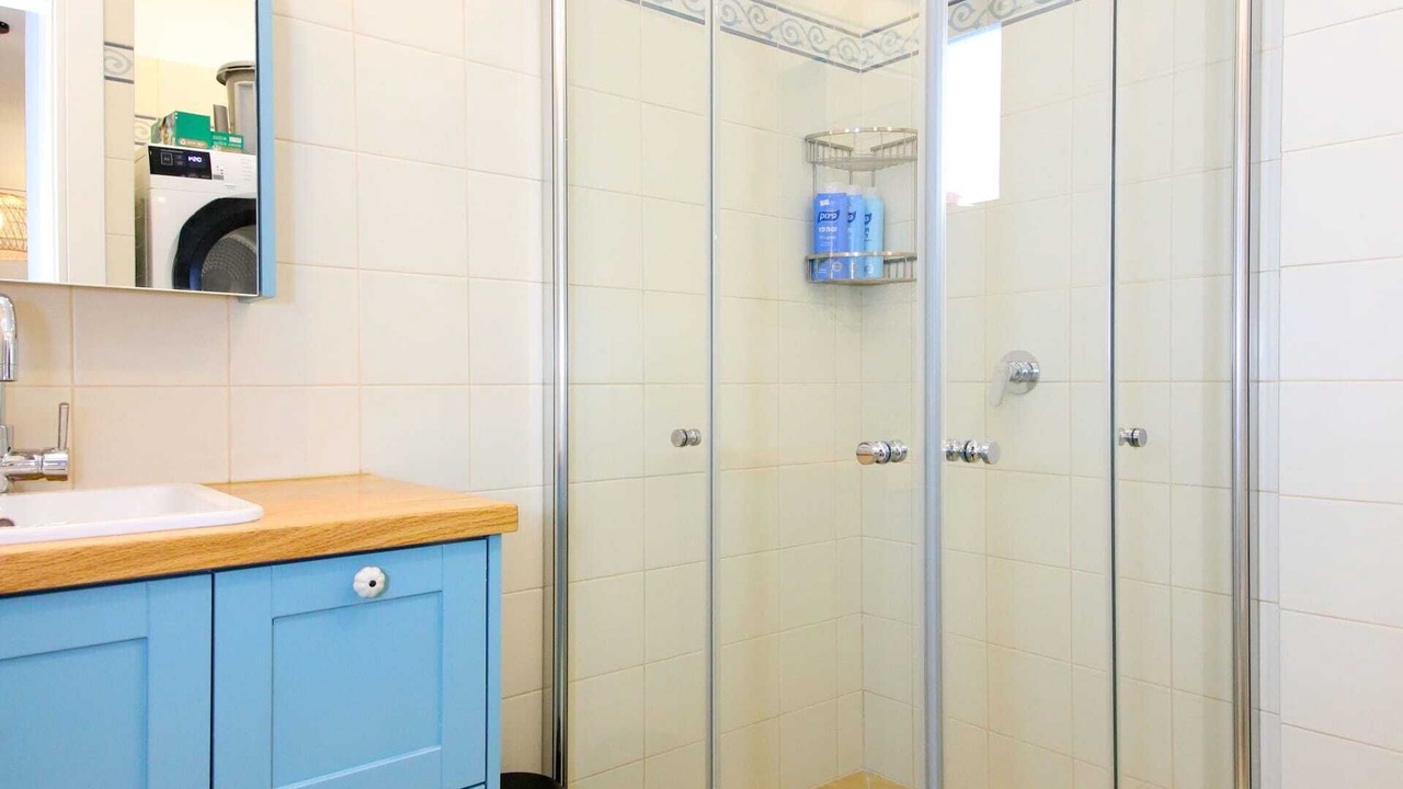 Photo of Bathroom in Katamon