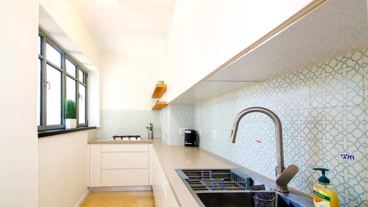 Photo of Kitchen in Katamon