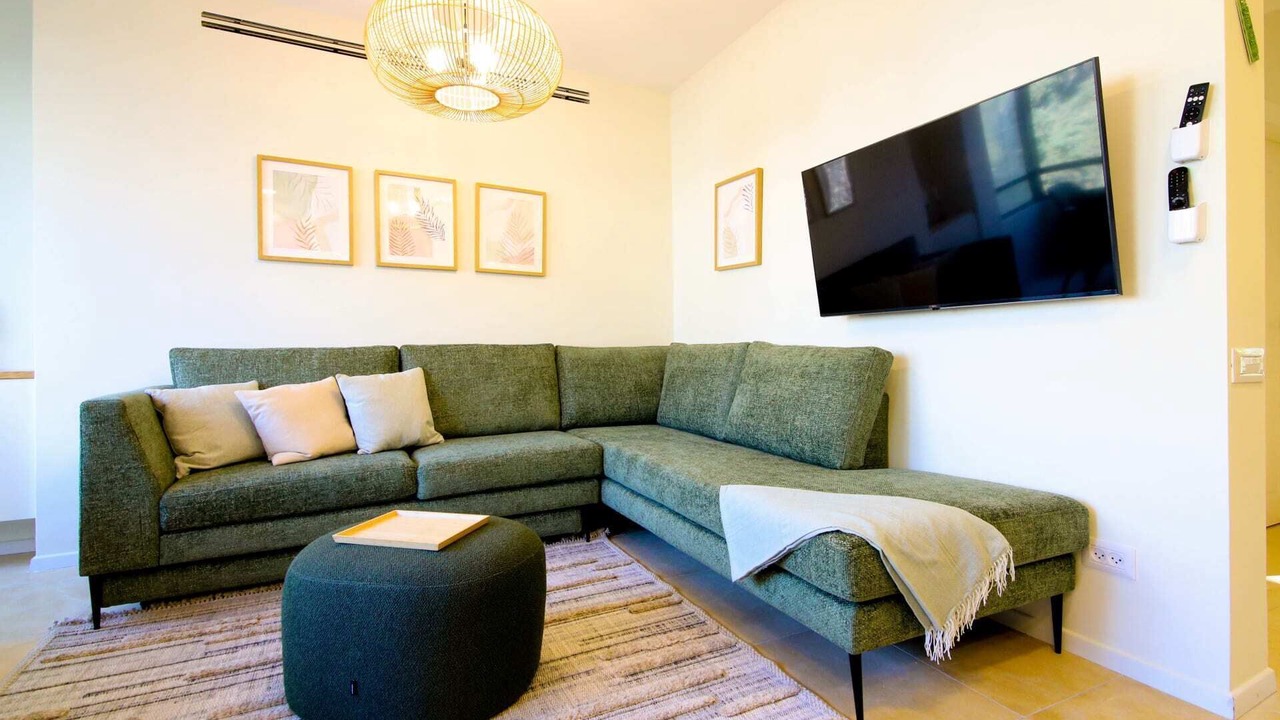 Photo of Livingroom in Katamon