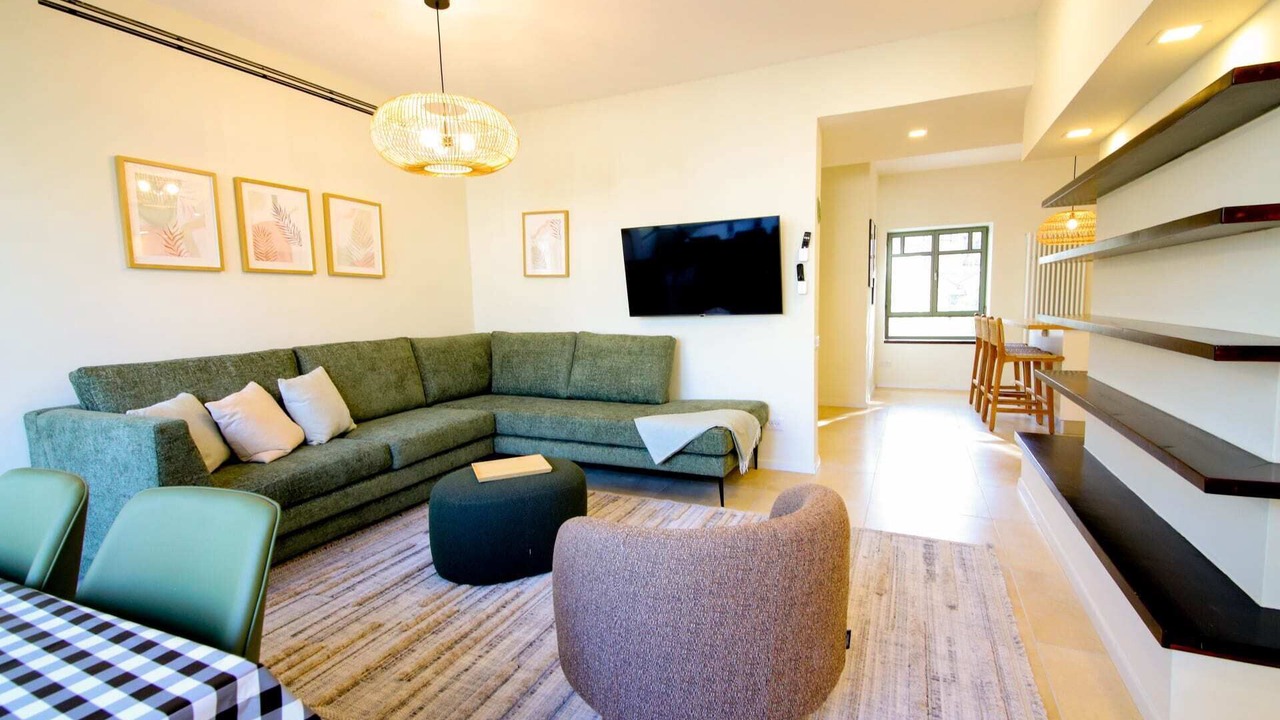 Photo of Livingroom in Katamon
