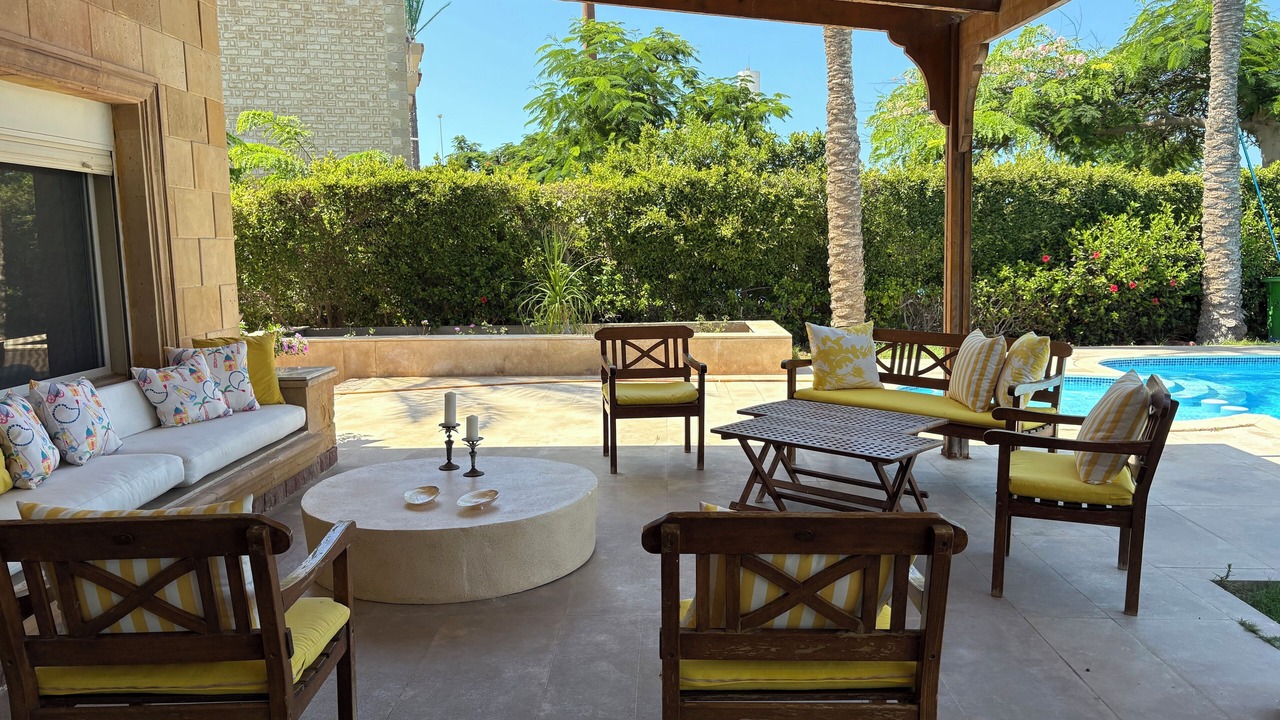 Photo of Patio Balcony in Al Alamayn