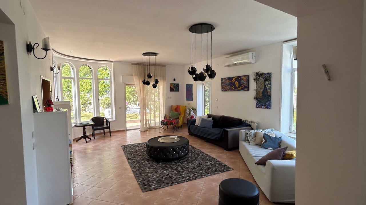 Photo of Livingroom in Rosh Pinna