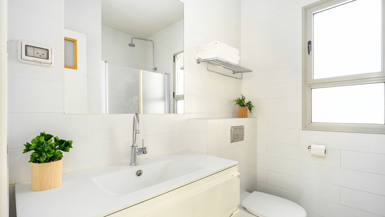 Photo of Bathroom in Eilon