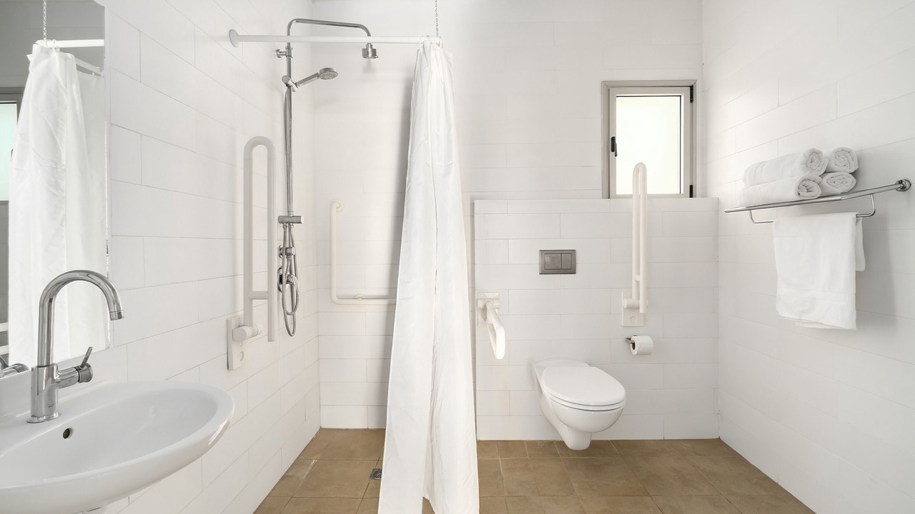 Photo of Bathroom in Eilon