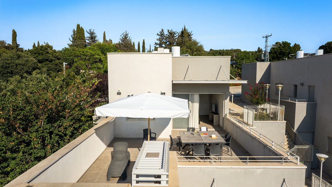 Photo of Outdoor in Eilon