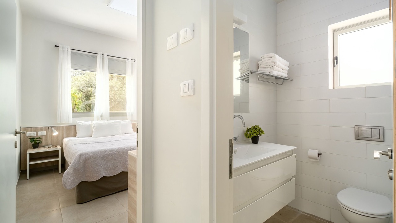 Photo of Bathroom in Eilon