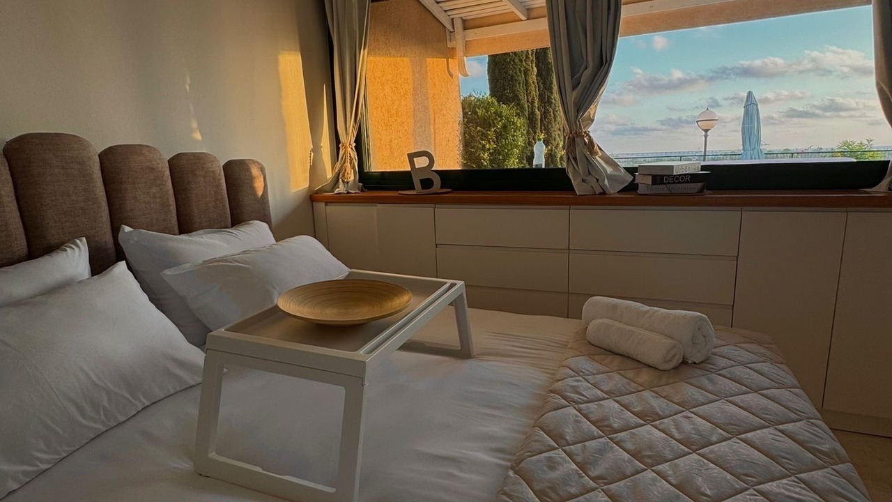 Photo of Bedroom in Caesarea