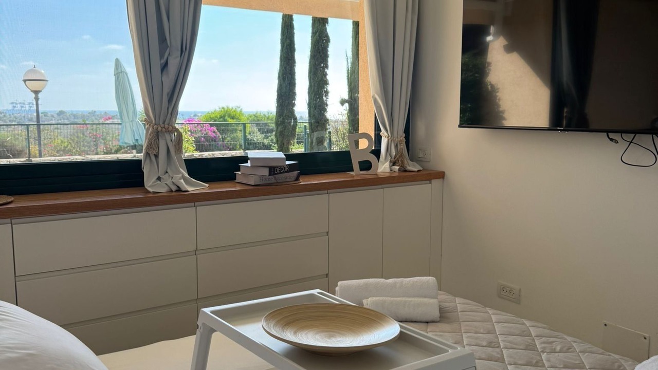 Photo of Bedroom in Caesarea
