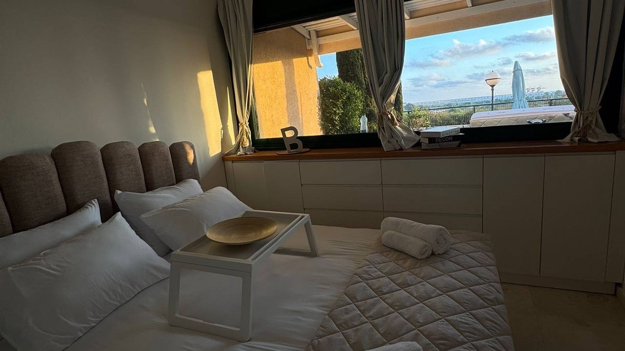 Photo of Bedroom in Caesarea