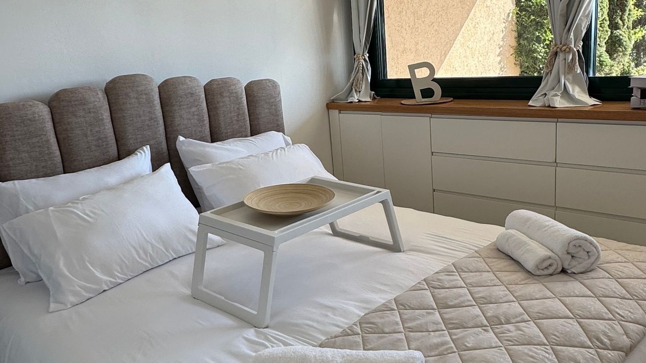 Photo of Bedroom in Caesarea