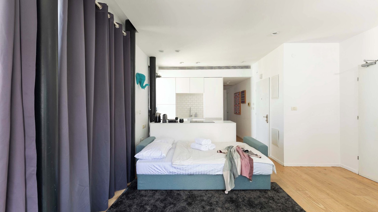 Photo of Bedroom in Kerem HaTeimanim