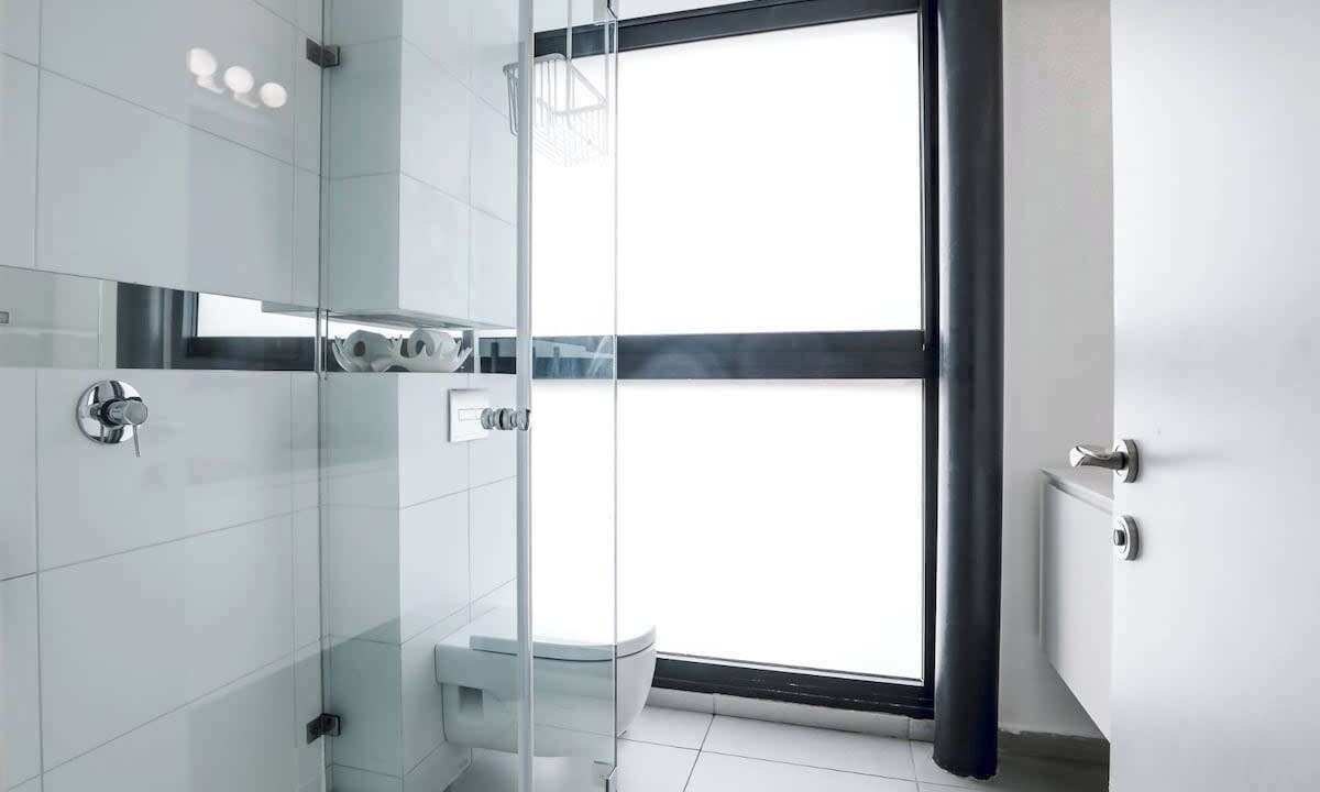 Photo of Bathroom in Kerem HaTeimanim