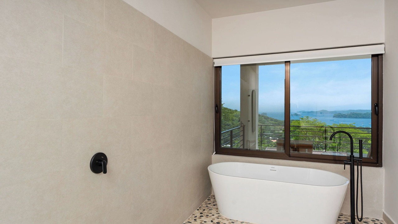Photo of Bathroom in Coco