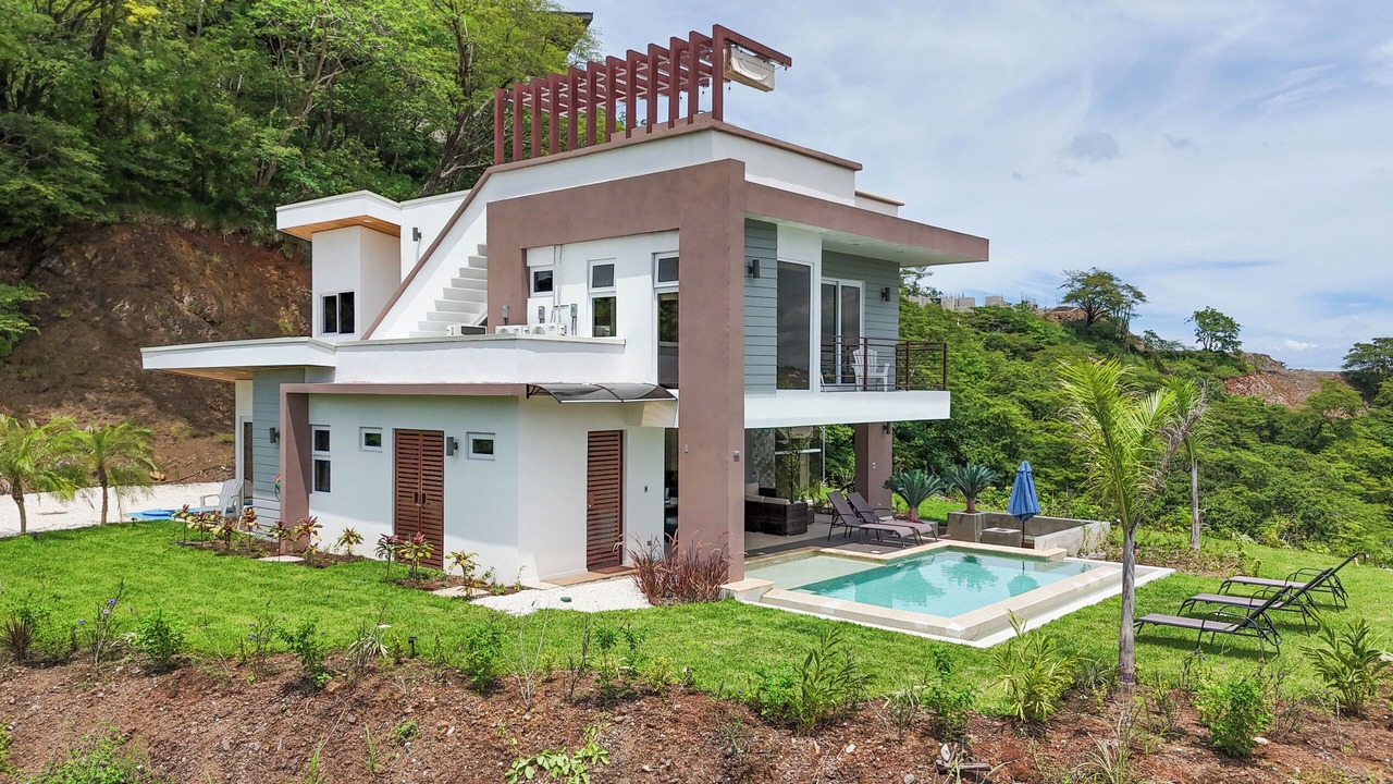 Photo of Outdoor in Coco