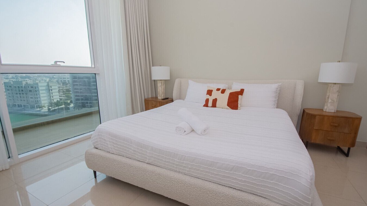Photo of Bedroom in Mina Al Arab