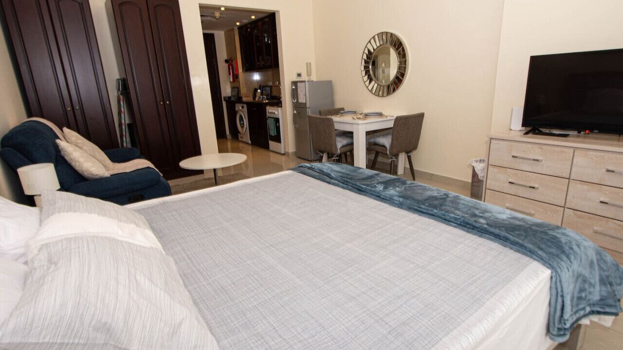 Photo of Bedroom in Al Hamra Village