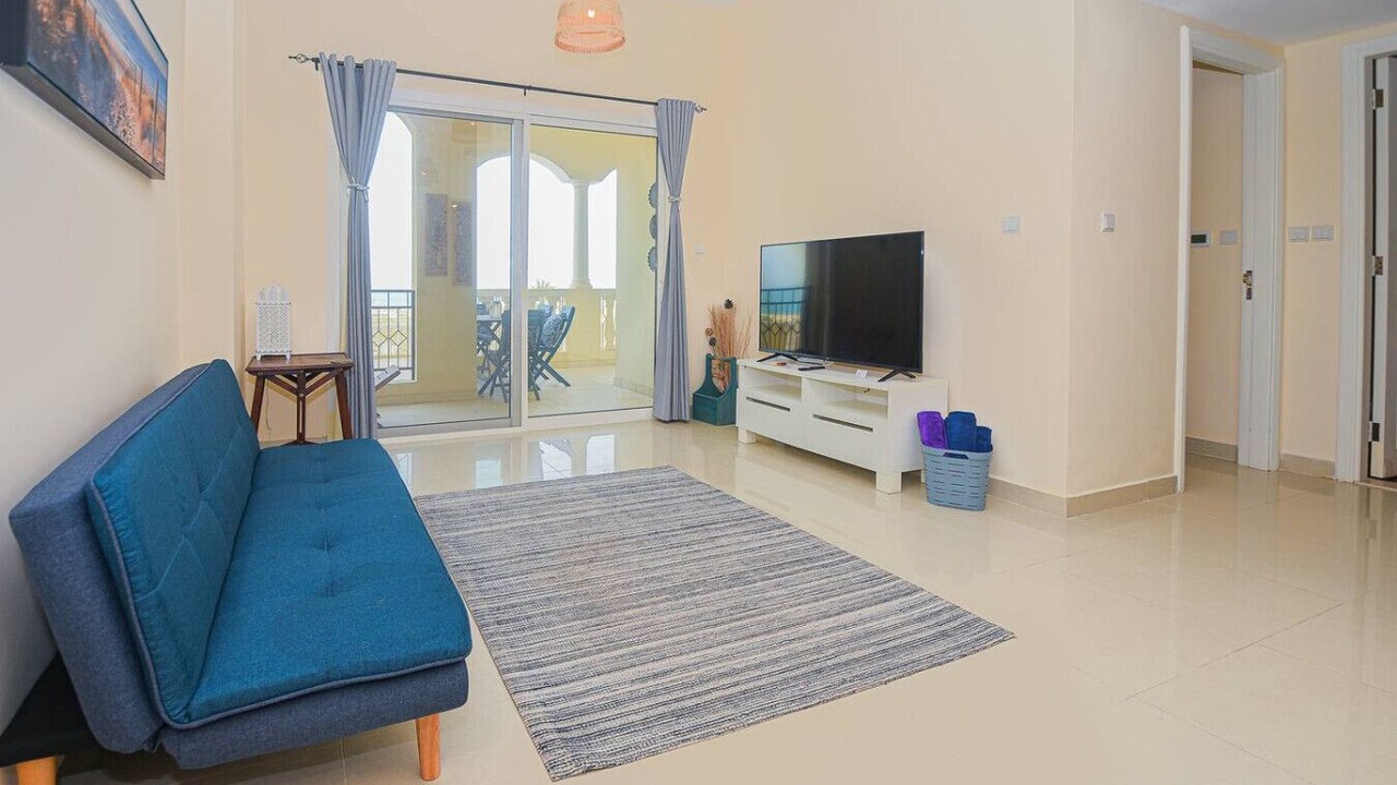 Photo of Livingroom in Al Hamra Village