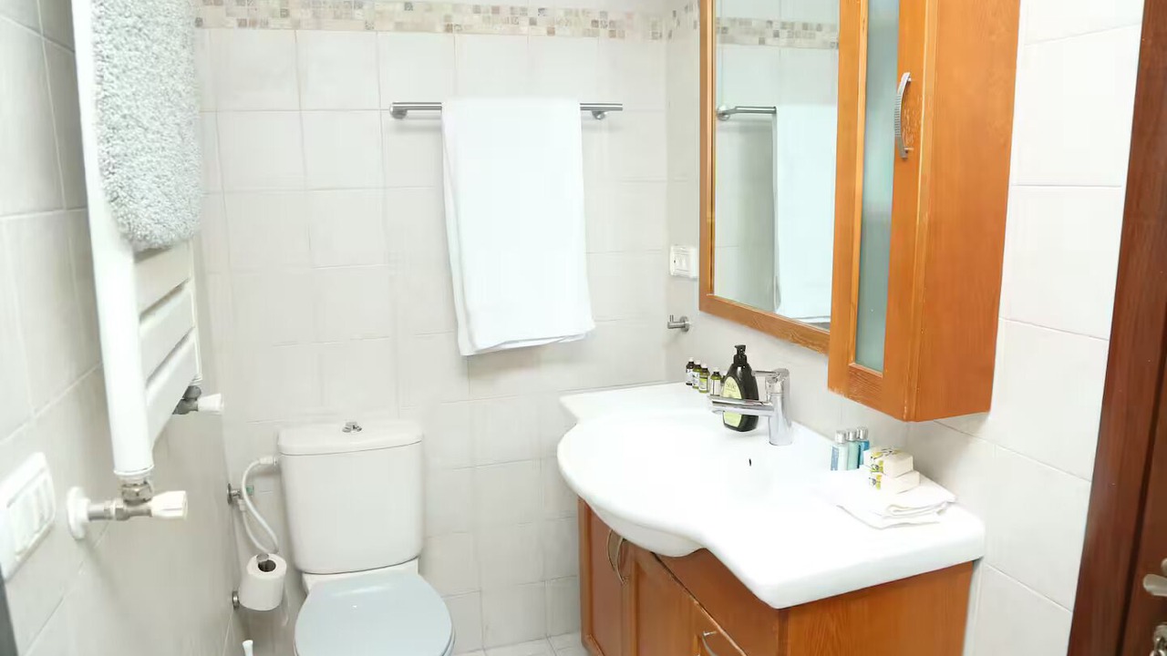 Photo of Bathroom in Rehavia