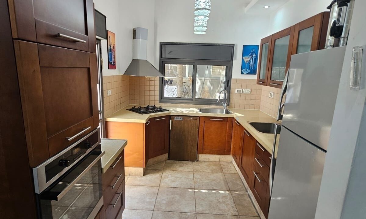 Photo of Kitchen in Rehavia