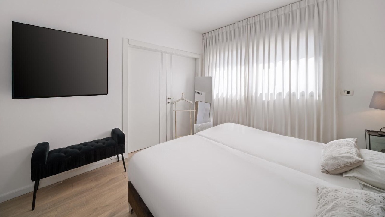 Photo of Bedroom in Nachlaot