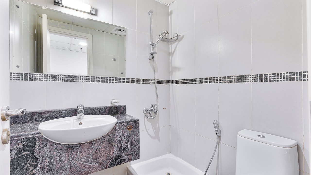 Photo of Bathroom in Jumeirah Lake Towers