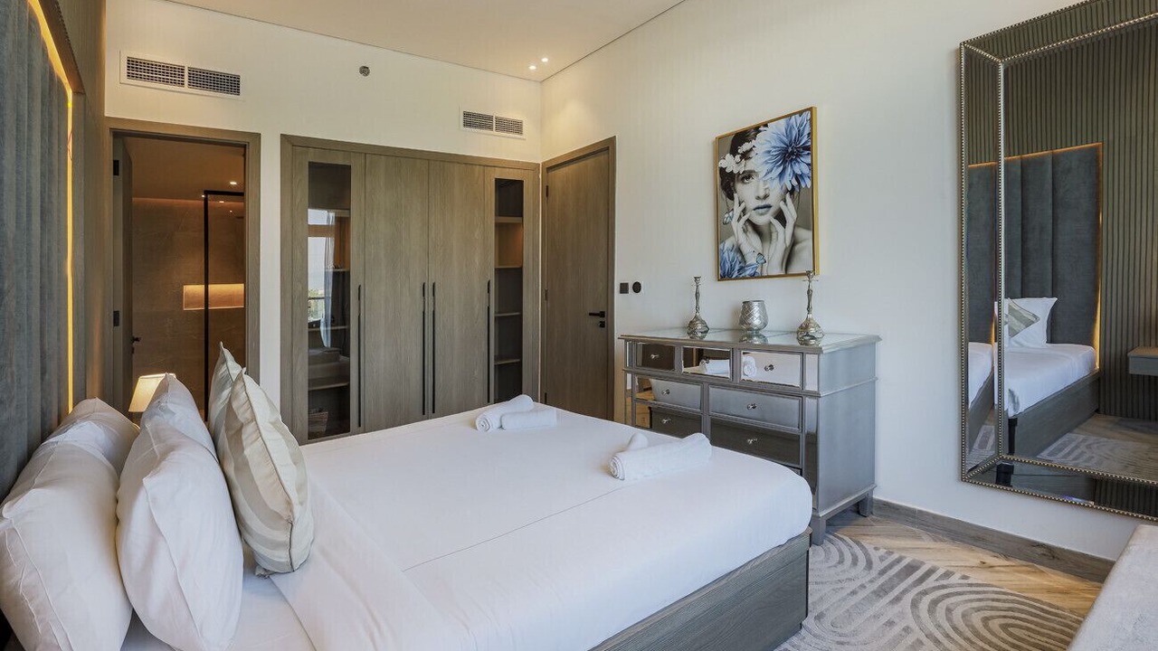 Photo of Bedroom in Jumeirah Village Triangle