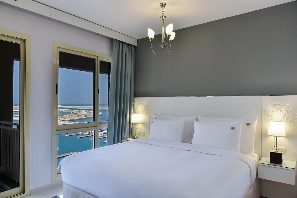 Photo of Bedroom in Mina Al Arab