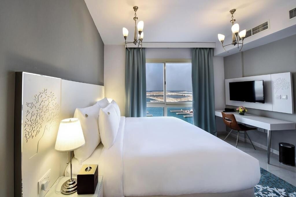 Photo of Bedroom in Mina Al Arab