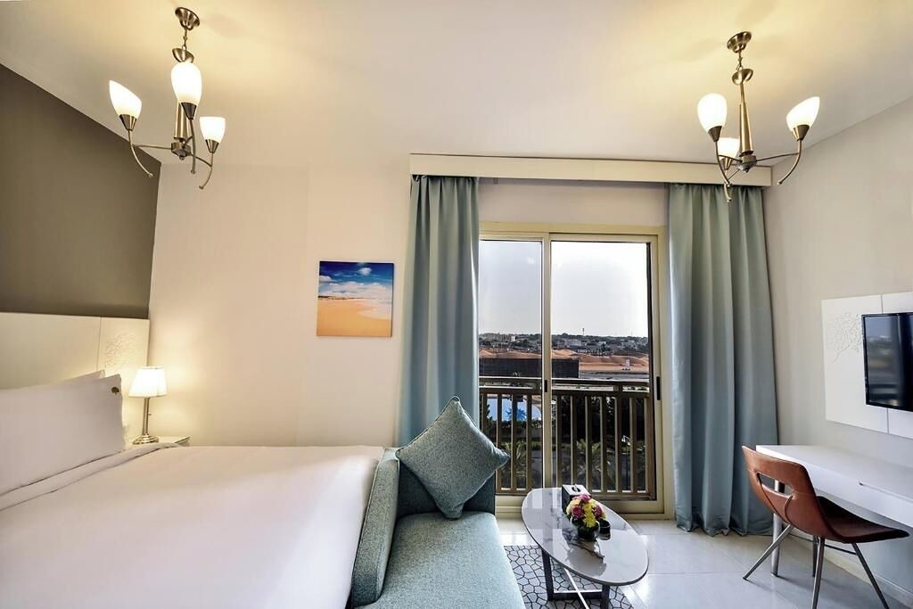 Photo of Bedroom in Mina Al Arab