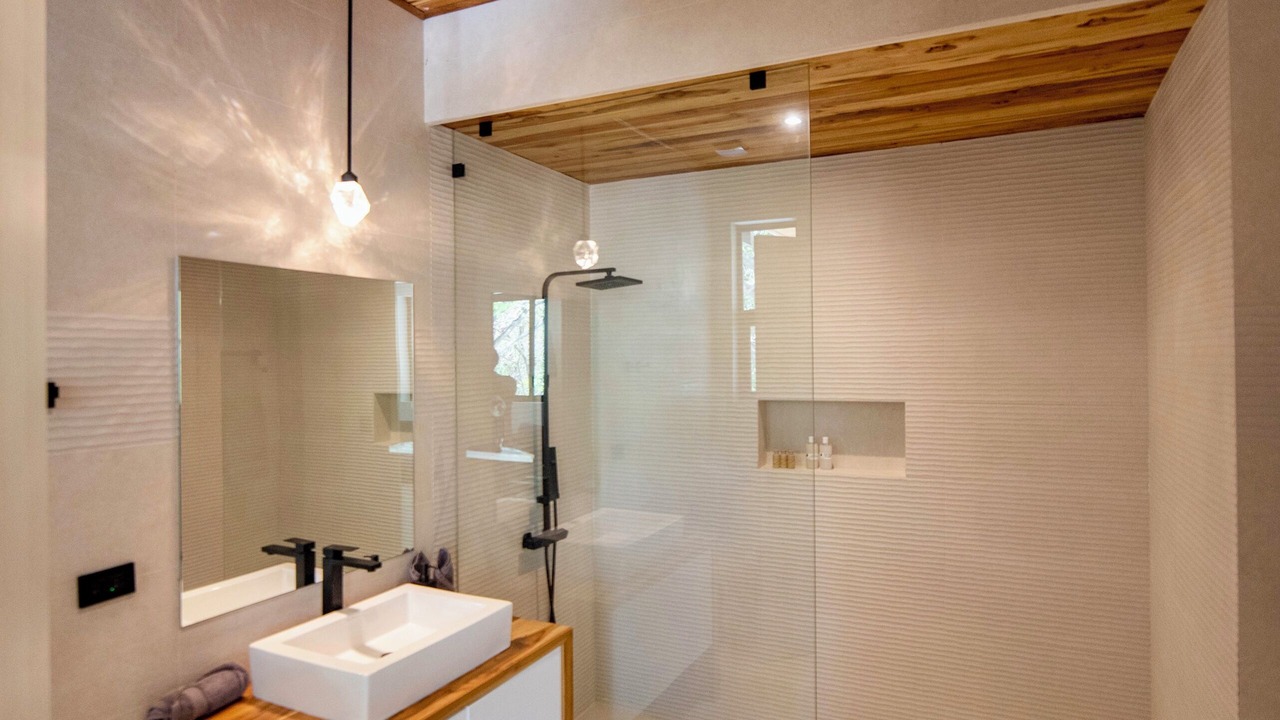 Photo of Bathroom in Tamarindo