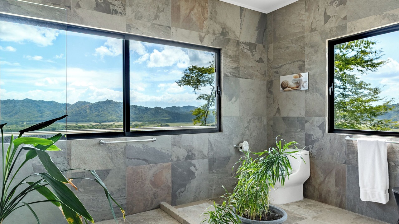 Photo of Bathroom in Canafistula