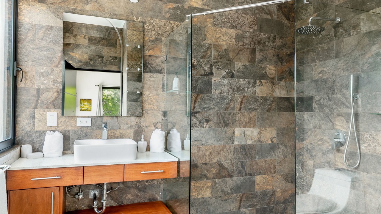 Photo of Bathroom in Canafistula