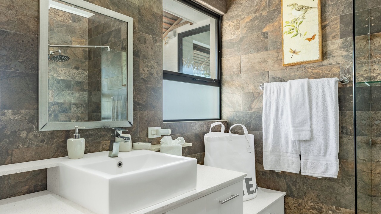 Photo of Bathroom in Canafistula