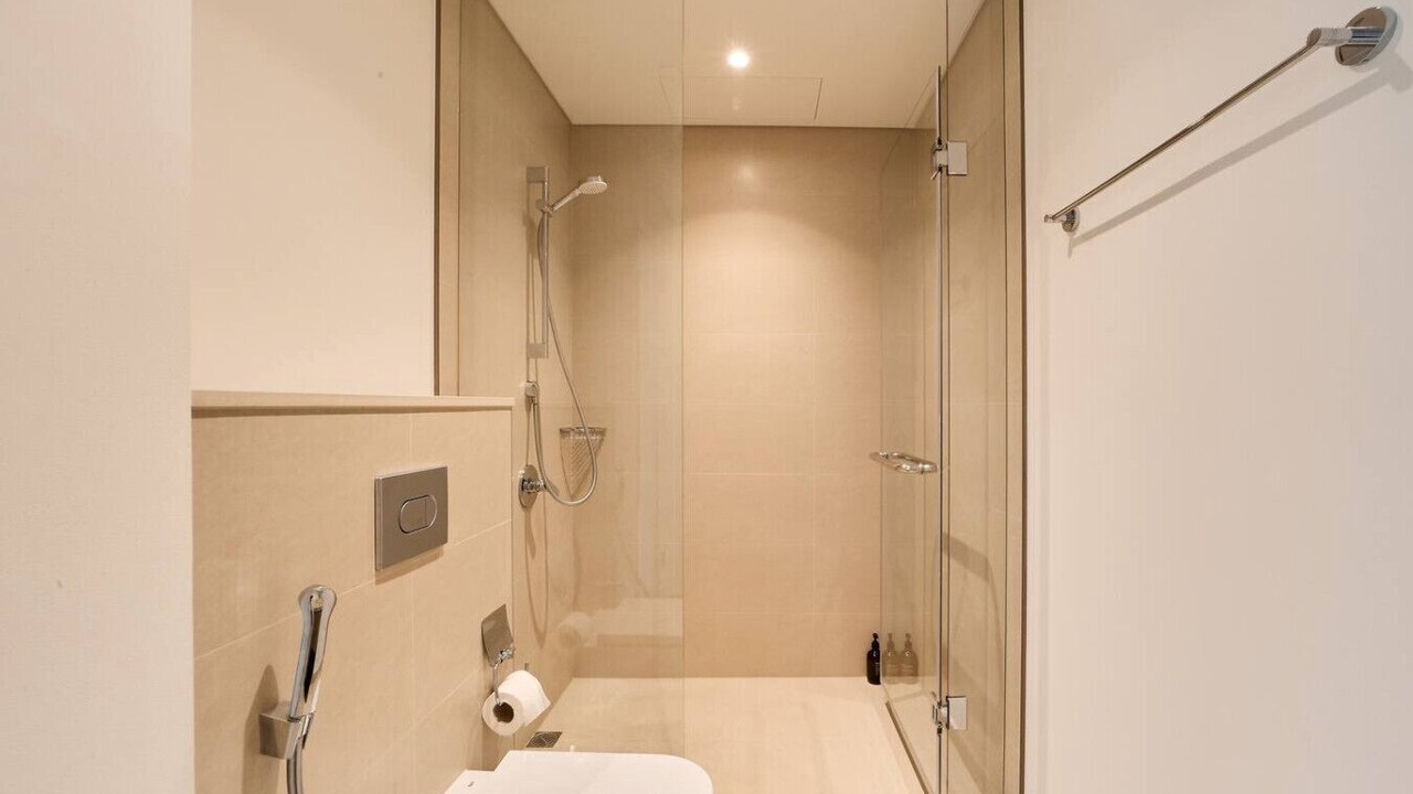 Photo of Bathroom in Za'abeel 2
