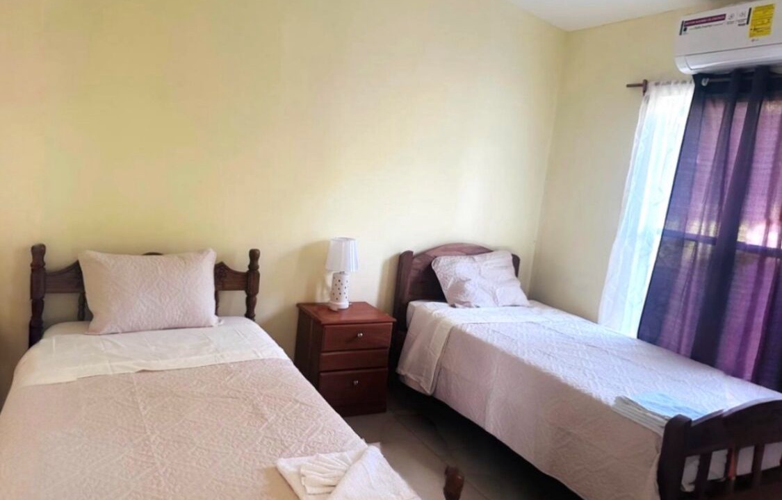 Photo of Bedroom in Tola