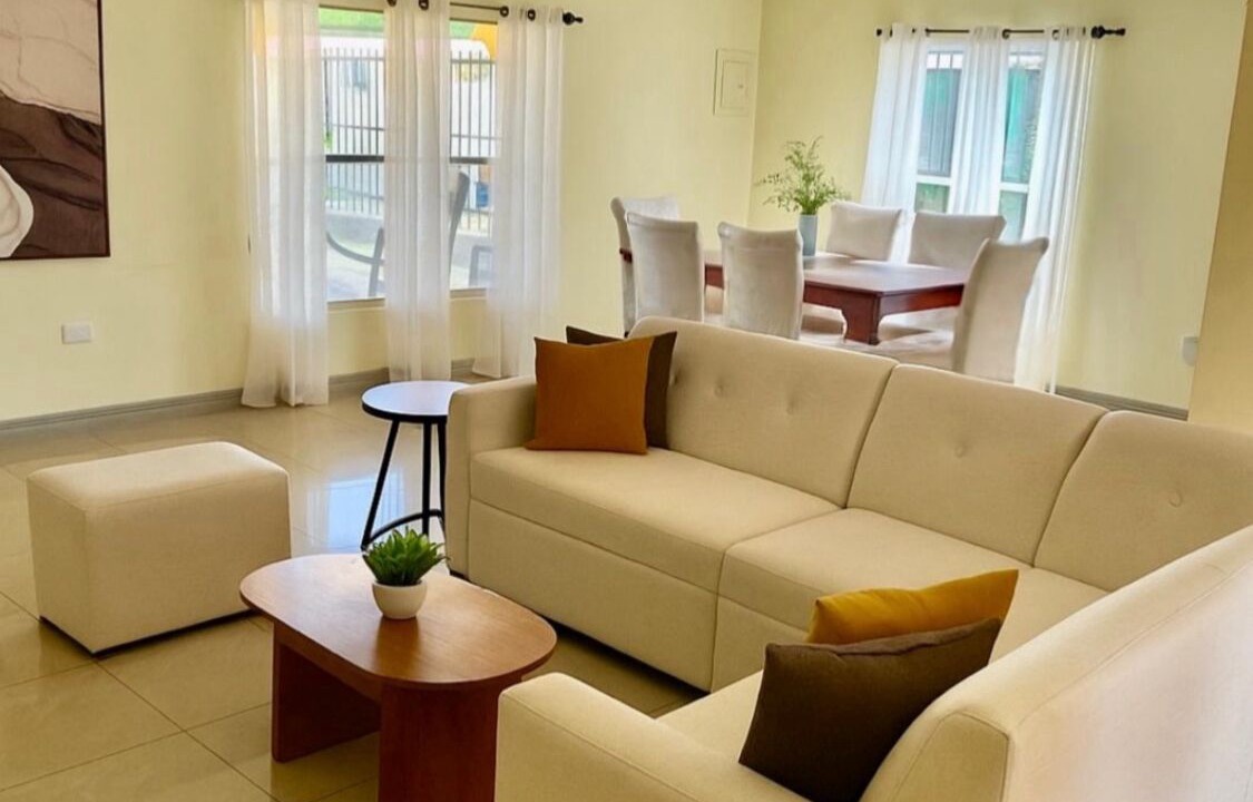 Photo of Livingroom in Tola