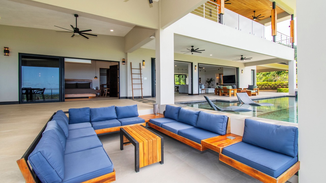 Photo of Patio Balcony in Portalon