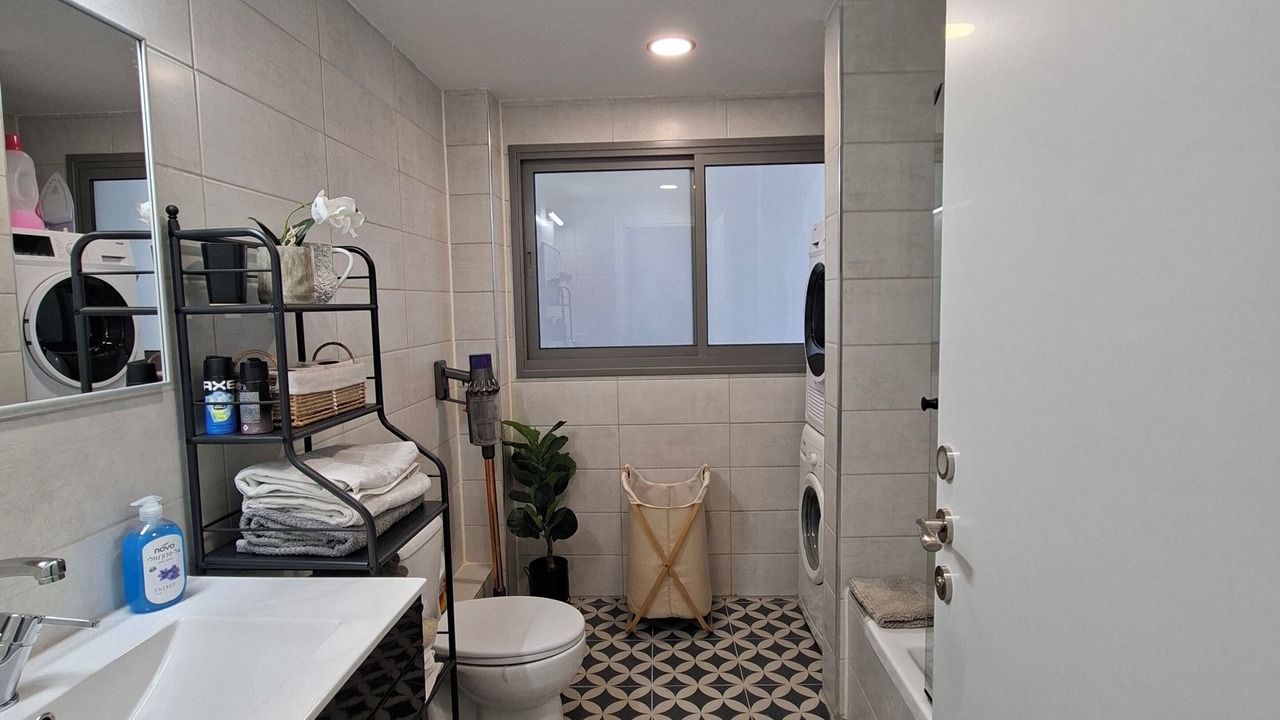 Photo of Bathroom in Kiryat Gat