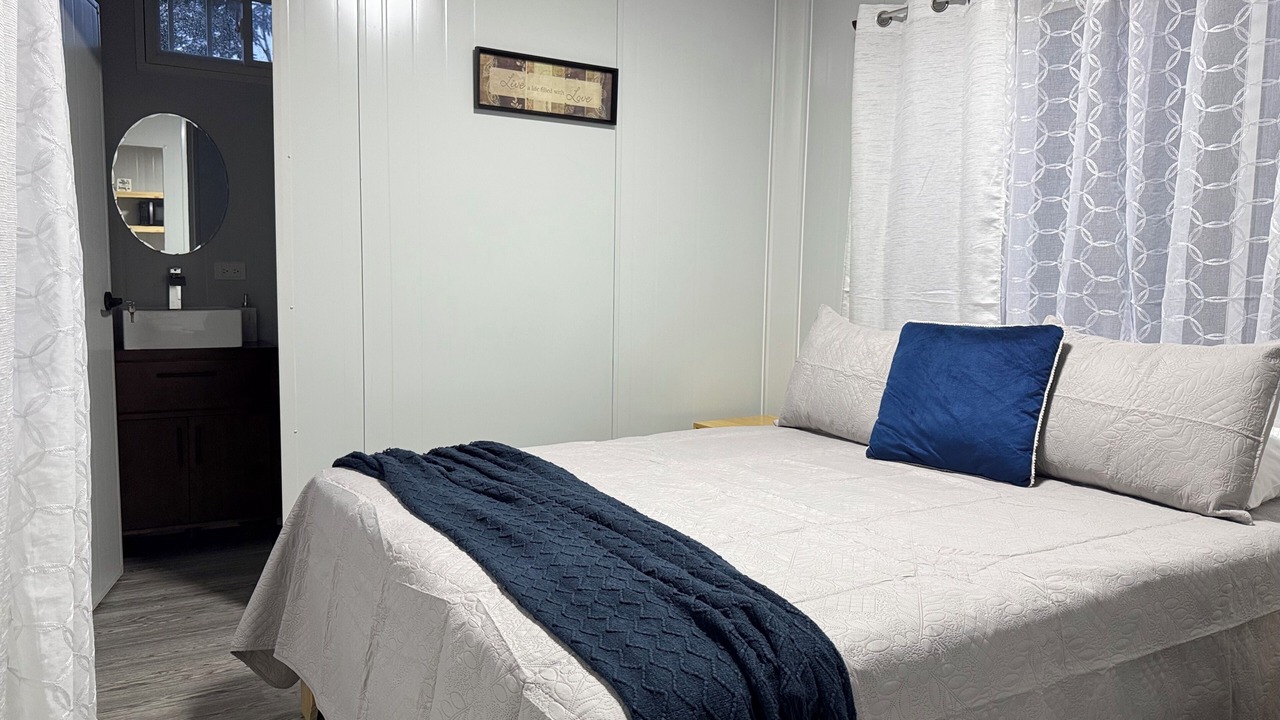 Photo of Bedroom in Katira